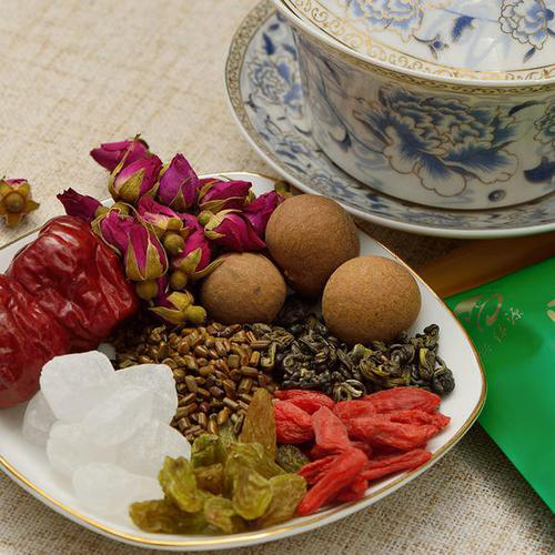 玫瑰八宝茶的功效与作用 玫瑰八宝茶的功效与作用